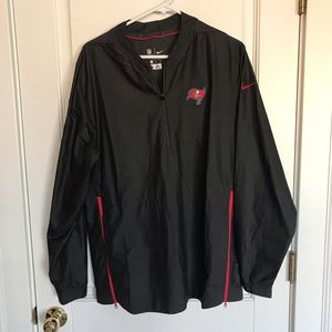 Men’s Nike TB Bucs Sideline Performance 1/2 Zip